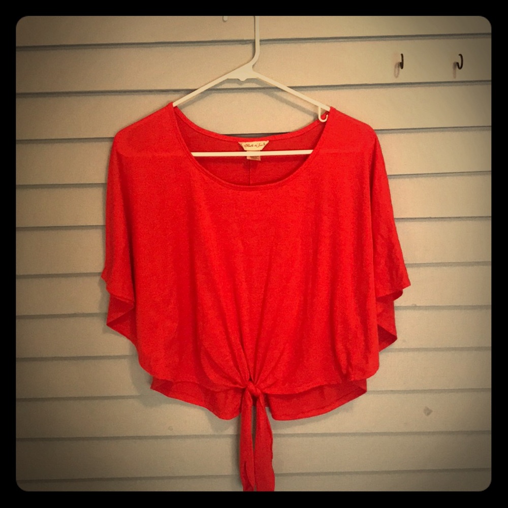 2 for $15/ Belle du Jour red tie front crop top